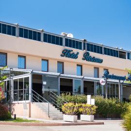 Hotel Petrčane，位于佩特坎内的酒店