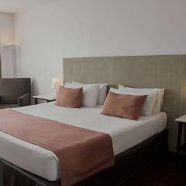 Dazzler by Wyndham Buenos Aires Recoleta，位于布宜诺斯艾利斯的酒店