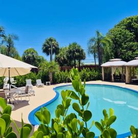 Nova Inn Resort,位于波因顿海滩的酒店