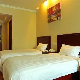 GreenTree Inn Hebei Baoding Sanfeng Road Agricultural University Shell Hotel，位于保定的酒店