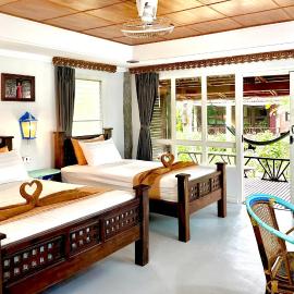 Bamboo Bungalows，位于阁帕延岛的酒店