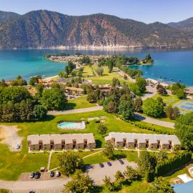 Tennis Village at Wapato Point Resort，位于曼森的酒店
