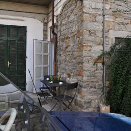Valentin Home Lesa，位于莱萨的酒店