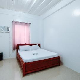 RedDoorz at Elton Guesthouse,位于Numancia的酒店