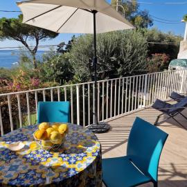 Siren Land - Marina del Cantone，位于纳拉诺的酒店