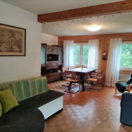 Ferienhaus Bärschwendi，位于龙疆的酒店
