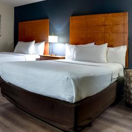 American Inn & Suites，位于Ferndale的酒店