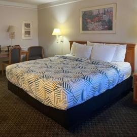 Motel 6 Phoenix, AZ Midtown,位于凤凰城的酒店