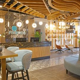 Friends Hotel Düsseldorf-Airport Ratingen，位于拉廷根的酒店