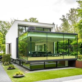 Luxurious 1000m2 Villa with Garden and Pool，位于布鲁塞尔的酒店