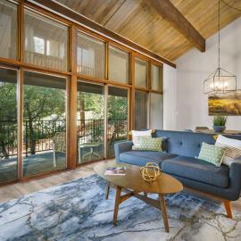 #1Condo Glacier Resort Pool Golf HotTub Sauna Gym，位于杜兰戈的酒店