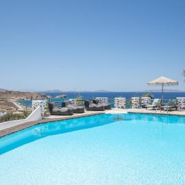 Anerousses Mykonian Traditional Houses，位于胡拉吉亚的酒店