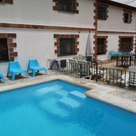 Casas del Alto Tajo - La Casa Blanca，位于Ablanque的酒店