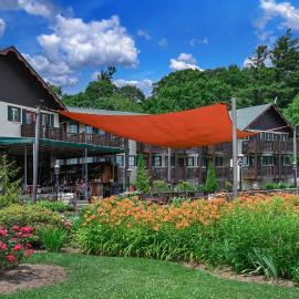 Switzerland Inn,位于Spruce Pine的酒店
