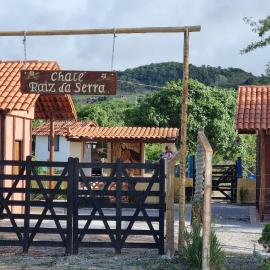 Chalé Raiz da Serra，位于格拉瓦塔的酒店