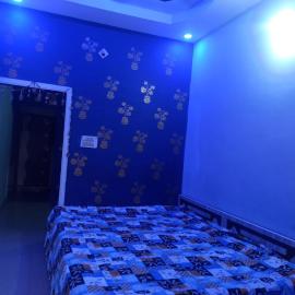Shree Kundkeswar Home Stay，位于乌贾因的酒店
