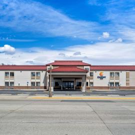 Comfort Inn at Buffalo Bill Village Resort，位于科迪的酒店