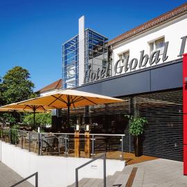 Hotel Global Inn，位于沃尔夫斯堡的酒店