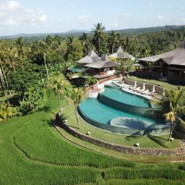 Puri Dajuma Terrace Eco Lodge & Spa，位于塞莱马德加的酒店