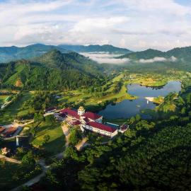 Katathong Golf Resort & Spa，位于攀牙的酒店