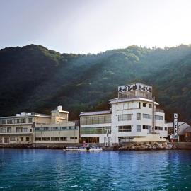 福山鞆の浦 - 旅館 あぶと本館 - Ryokan Abuto Honkan,位于福山的酒店