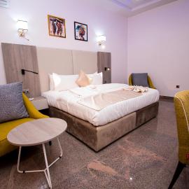 Marchforte Courtyard Hotel & Suites