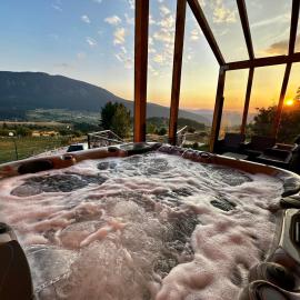 Vlasic Odmor - Villa Biser & spa，位于弗拉西克的酒店