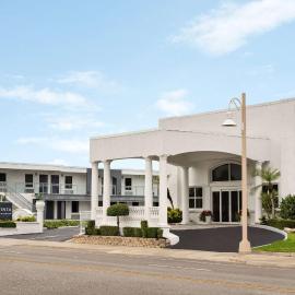 La Quinta by Wyndham Oceanfront Daytona Beach，位于代托纳海滩的酒店