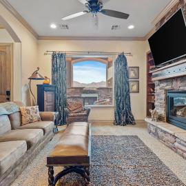 The Condo at Coral Springs Resort，位于Harrisburg Junction的酒店