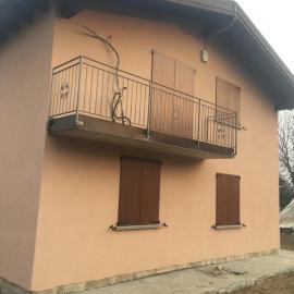 B & B Lmc LA MADONNINA CHALET，位于Casteggio的酒店