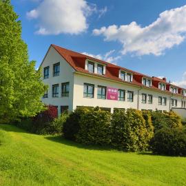 Hotel Sportwelt Radeberg，位于拉德贝格的酒店