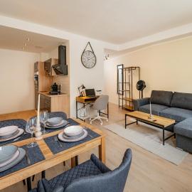 SweetHome - Studio Apartments, super Zentral, Parkplatz，位于艾森纳赫的酒店