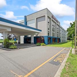 Hampton Inn Ridgefield Park，位于里奇菲尔德帕克的酒店
