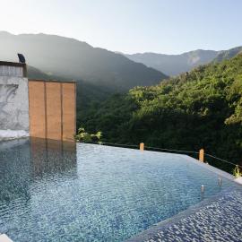 Grand Orchid Resort Villa，位于Liugui的酒店