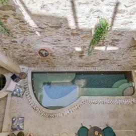 Villa Kamares, a 1912 stonebuilt unique estate with heated pool!