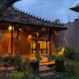 Joglo Breeze Guesthouse and Villa，位于塔巴南的酒店