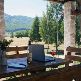 Canyon Chalet Brezna，位于普卢日内的酒店