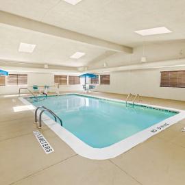 Best Western Maple City Inn，位于Hornell的酒店