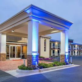 Econo Lodge Selma - Smithfield，位于Selma的酒店