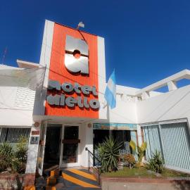 Hotel Aiello，位于圣路易斯的酒店