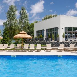 Noy Land Resort，位于塞凡的酒店