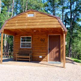 Pine Haven Lodging，位于Rockerville的酒店