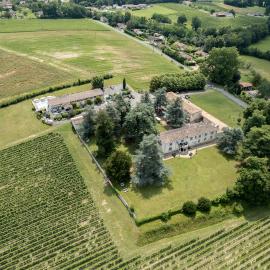 Pey La Tour - Logis Hôtels & Restaurant,位于Salleboeuf的酒店