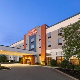 Hampton Inn & Suites Harrisburg，位于哈里斯堡的酒店