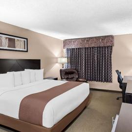 Heartland Inn & Suites, SureStay Collection by Best Western，位于Park Rapids的酒店