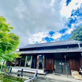 貸切囲炉裏古民家おれっちのひみつきち7名様まで同額，位于岛田的酒店