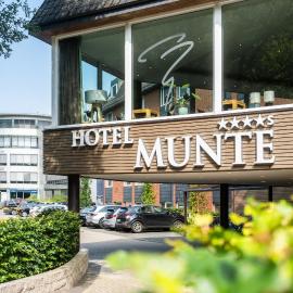 MUNTE - Wellnesshotel am Stadtwald，位于不莱梅的酒店