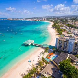 Radisson Aquatica Resort Barbados，位于布里奇敦的酒店