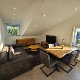 Stebbacher Ferienwohnung，位于Gemmingen的酒店