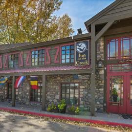 Inn on The Creek